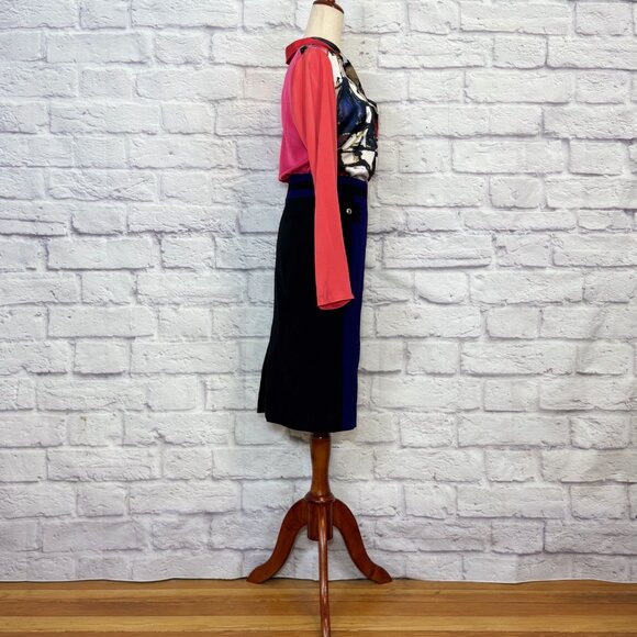 Elie Tahari Silk Abstract Print Blouse - Picture 7 of 9